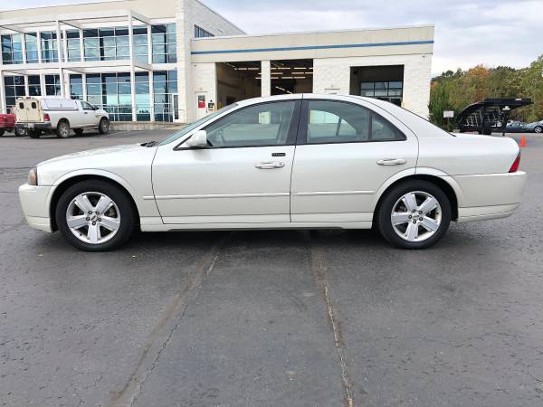 Loaded! 2006 Lincoln LS! Clean Carfax! for sale in Ortonville, MI – photo 2