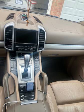 2014 Porsche Cayenne Diesel Platinum Edition - cars & trucks - by... for sale in Ashburn, District Of Columbia – photo 5