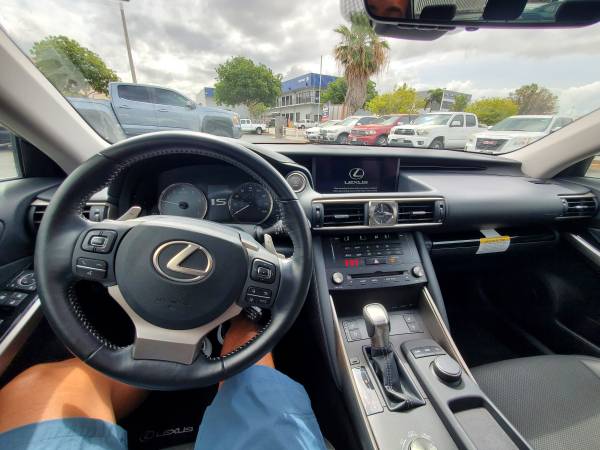 LIKE NEW W/ONLY 12K MILES! 2018 Lexus IS 300 - - by for sale in Kihei, HI – photo 7