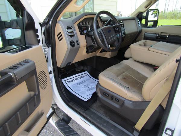 2011 FORD F350 CREW CAB - LONG BOX (8ft) - 4WD - DIESEL - LARIAT for sale in Moorhead, ND – photo 8