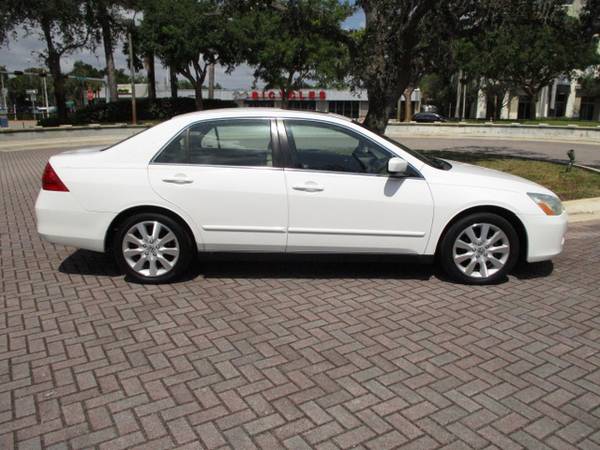 2007 Honda Accord LX 62K Low Miles Clean Carfax 3.0L V6 Automatic for sale in Fort Lauderdale, FL – photo 7