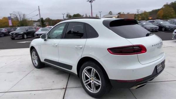 2017 Porsche Macan - cars & trucks - by dealer - vehicle automotive... for sale in Commack, NY – photo 10