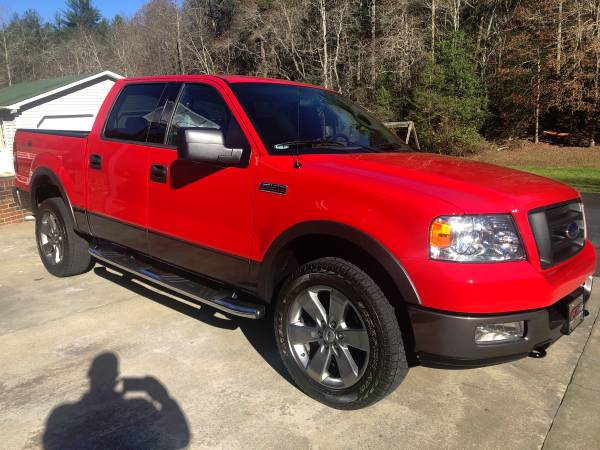 REDUCED: 2004 Ford F150 SuperCrew FX4 4WD Ultra Low 18k miles - cars... for sale in Wilkesboro, NC – photo 2