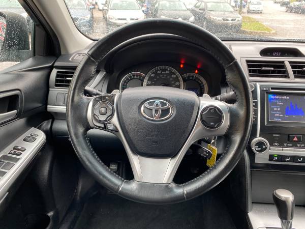 *****2014 TOYOTA CAMRY SE***** - cars & trucks - by dealer - vehicle... for sale in south burlington, VT – photo 14
