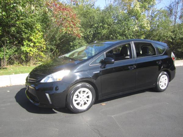 2012 Toyota Prius V Three NAVIGATION NEW TIRES - CLEAN!!! 1 OWNER!! for sale in Highland Park, TN – photo 13