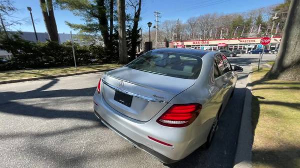 2018 Mercedes-Benz E 300 E 300 4MATIC - - by dealer for sale in Great Neck, NY – photo 19