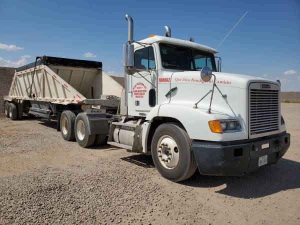 Freightliner Truck FD1 for sale in Midland, TX