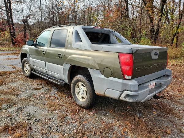 2002 Chevrolet Avalanche North Face Edition - cars & trucks - by... for sale in Valdese, NC – photo 2