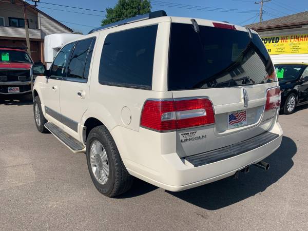 ★★★ 2007 Lincoln Navigator / 4x4 / Fully Loaded! ★★★ for sale in Grand Forks, ND – photo 7