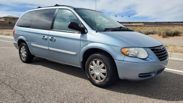 2005 Chrysler Town & Country for sale in Albuquerque, NM – photo 2