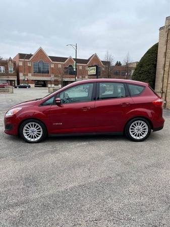 2013 Ford C-MAX Hybrid - Financing Available! - cars & trucks - by... for sale in Chicago, IL – photo 2