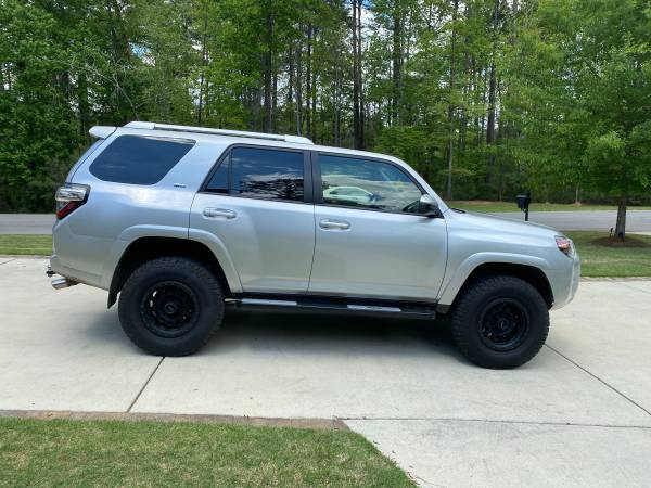 2014 Toyota 4Runner 4X4 NO ACCIDENTS, NICE UPGRADES! - cars for sale in Birmingham, AL – photo 6