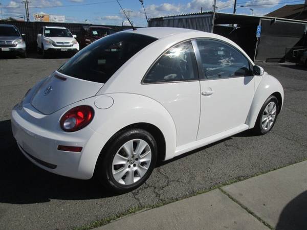 2009 Volkswagen New Beetle Base PZEV 2dr Coupe 6A for sale in Sacramento , CA – photo 4