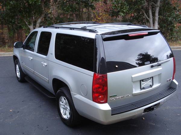 12 GMC Yukon XL SLT 4WD Well Equipped X-Clean! - cars & trucks - by... for sale in Raleigh, NC – photo 7