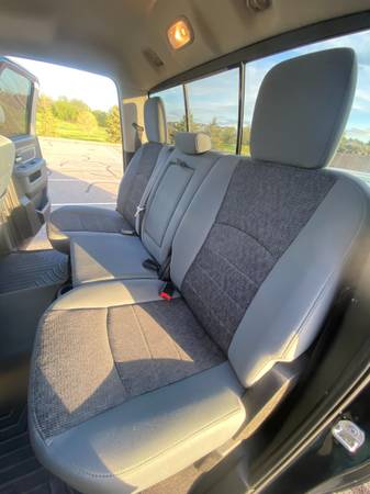 2019 RAM 1500 BIGHORN SLT CLASSIC - CREW CAB, 6 4 BOX - cars & for sale in Hamel, MN – photo 18
