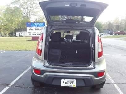 2013 Kia Soul + 4D Wagon One Owner Clean Title 28mpg. Looks and runs... for sale in Piedmont, SC – photo 14