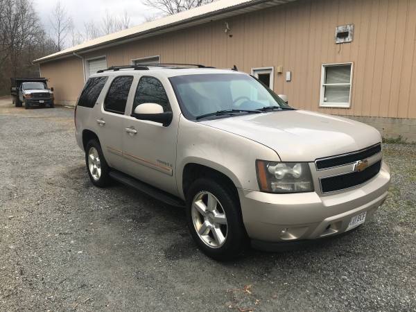 2007 Chevy Tahoe LTZ 4WD - cars & trucks - by owner - vehicle... for sale in Earlysville, VA – photo 5