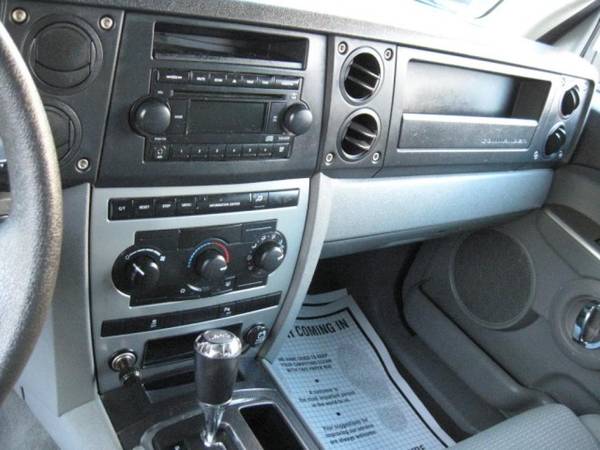 2006 Jeep Commander 4WD - BIG BIG SAVINGS! - - by for sale in Prospect Park, NJ – photo 12