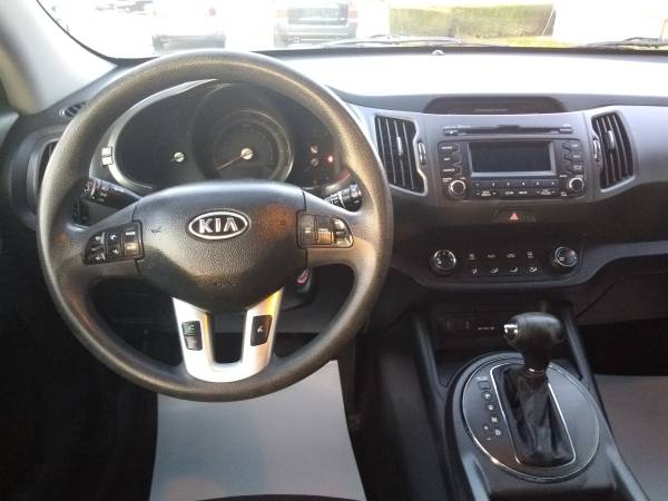 🔥2012 Kia Sportage LX BLUETOOTH Sharp SUV 24 Pictures! for sale in Austintown, OH – photo 16