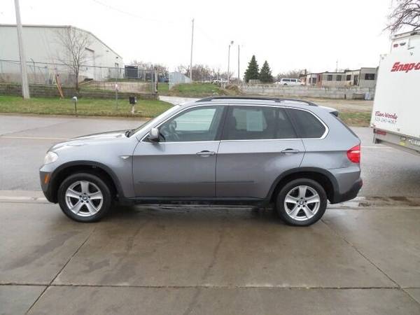 2008 BMW X5 4WD 141, 000 miles 5, 999 3RD Row for sale in Waterloo, IA – photo 3