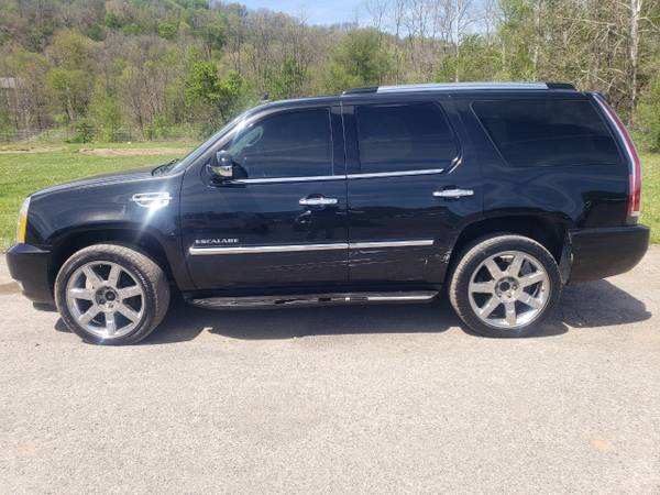 2008 Cadillac Escalade AWD - - by dealer - vehicle for sale in Darlington, PA – photo 3