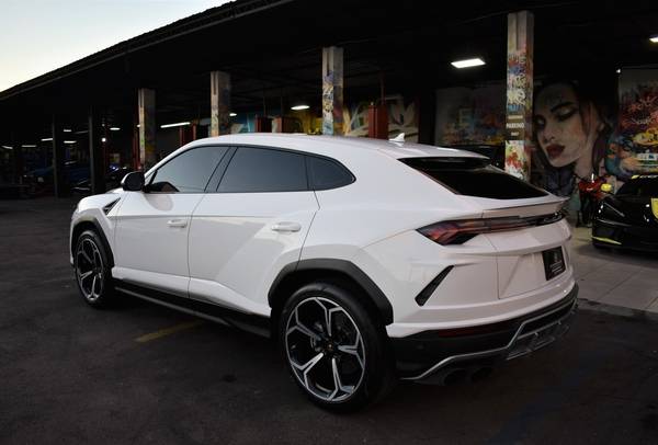 2019 Lamborghini Urus Base AWD 4dr SUV SUV - cars & trucks - by... for sale in Miami, NY – photo 5