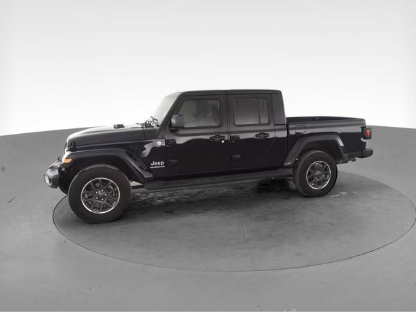 2020 Jeep Gladiator Overland Pickup 4D 5 ft pickup Black - FINANCE -... for sale in Santa Fe, NM – photo 4