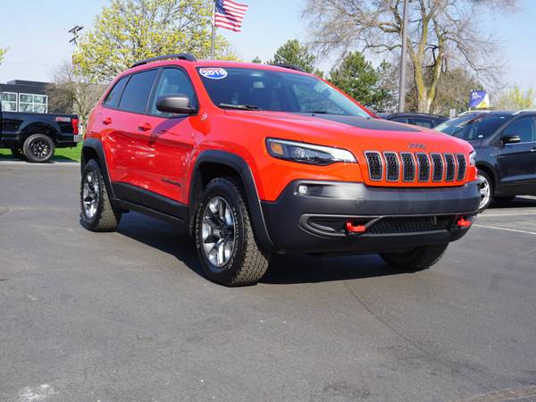 2019 Jeep Cherokee Trailhawk - - by dealer - vehicle for sale in Ann Arbor, MI – photo 2