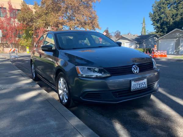 2012 Volkswagen Jetta 2.5 SE - cars & trucks - by owner - vehicle... for sale in Mountain View, CA – photo 2