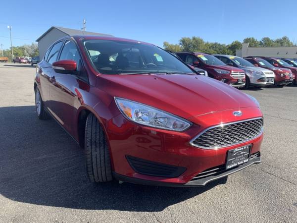 2015 FORD FOCUS SE - cars & trucks - by dealer - vehicle automotive... for sale in Chenoa, IL – photo 12