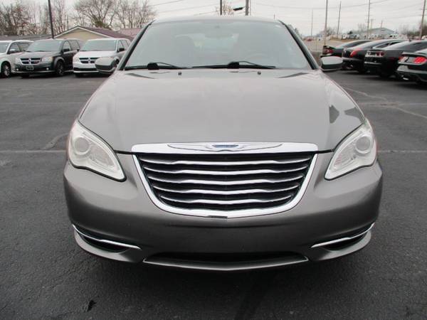 2013 Chrysler 200 Touring - - by dealer - vehicle for sale in Fort Wayne, IN – photo 3