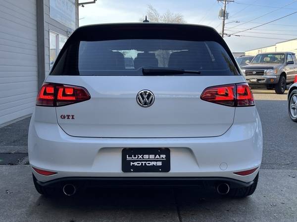 2016 Volkswagen Golf GTI SE w/Performance Pkg - - by for sale in Milwaukie, OR – photo 4