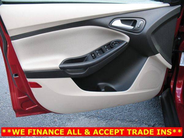 2015 Ford Focus SE - WE FINANCE EVERYONE!!(se habla espao) for sale in Fairfax, VA – photo 11