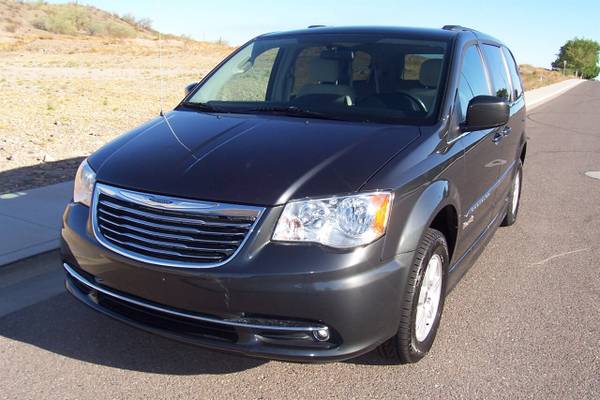 2011 Chrysler Town & Country Touring Wheelchair Handicap Mobility Van for sale in Phoenix, AZ – photo 18