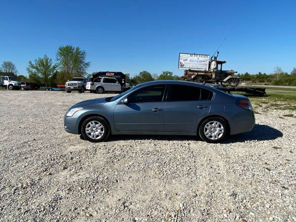 2010 Nissan Altima 2 5L Sedan - - by dealer - vehicle for sale in New Bloomfield, MO – photo 2