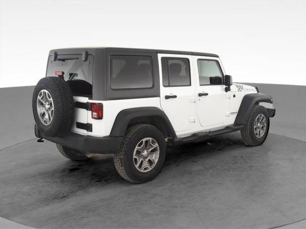 2015 Jeep Wrangler Unlimited Rubicon Sport Utility 4D suv White - -... for sale in Beaumont, TX – photo 11