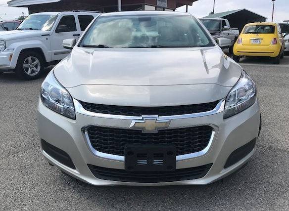 2015 Chevrolet Malibu 4dr Sdn LT-Roof-Like new-Warranty Included for sale in Lebanon, IN – photo 2