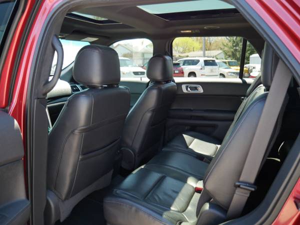 2012 Ford Explorer Limited - - by dealer - vehicle for sale in Inver Grove Heights, MN – photo 11