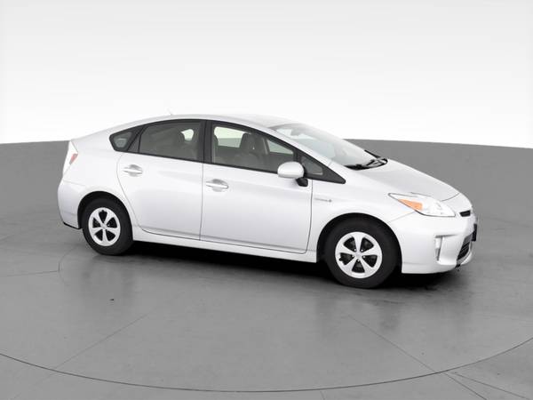 2014 Toyota Prius Two Hatchback 4D hatchback Silver - FINANCE ONLINE... for sale in Chicago, IL – photo 14