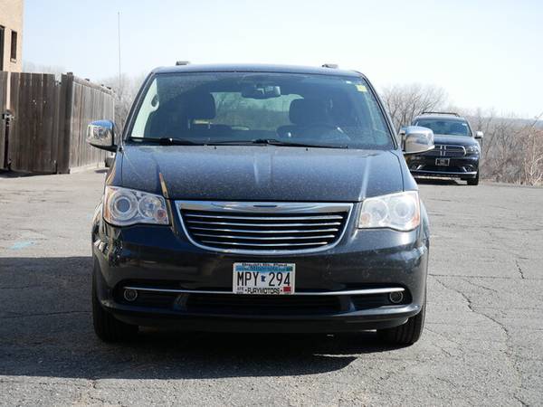 2013 CHRYSLER Town & Country Limited - - by dealer for sale in South St. Paul, MN – photo 7