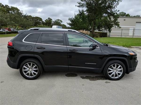 2018 Jeep Cherokee Limited - SUV - cars & trucks - by dealer -... for sale in Naples, FL – photo 3