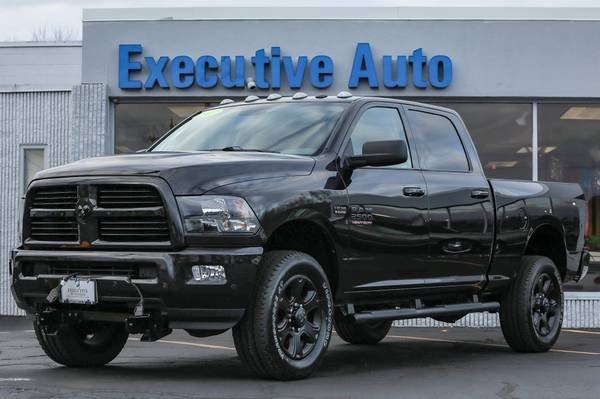 2017 RAM 2500 BIG HORN 4x4 Fisher V-Plow! - cars & trucks - by... for sale in Smithfield, RI – photo 4