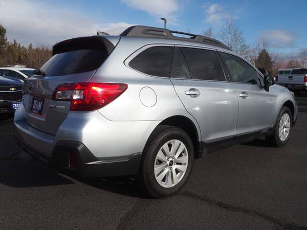 2018 Subaru Outback 2 5i Premium - - by dealer for sale in Bend, OR – photo 4