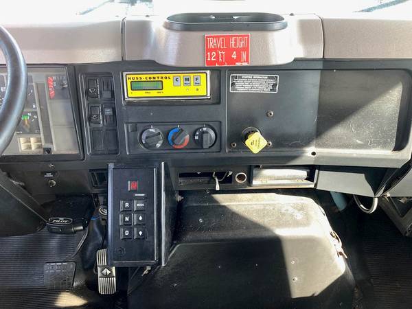 Chipper Bucket Tree Truck 2000 International 4700 Crew Cab Altec... for sale in Vineyard, UT – photo 11