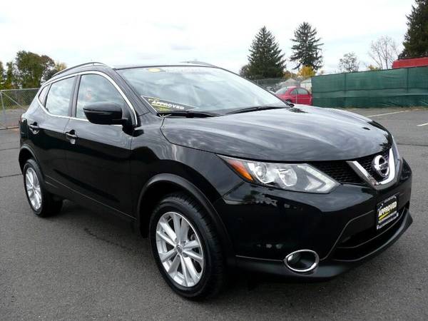 2017 *NISSAN ROGUE*LOW MILES*ONE OWNER*LIKE NEW*WE FINA - cars &... for sale in Springfield, MA – photo 7