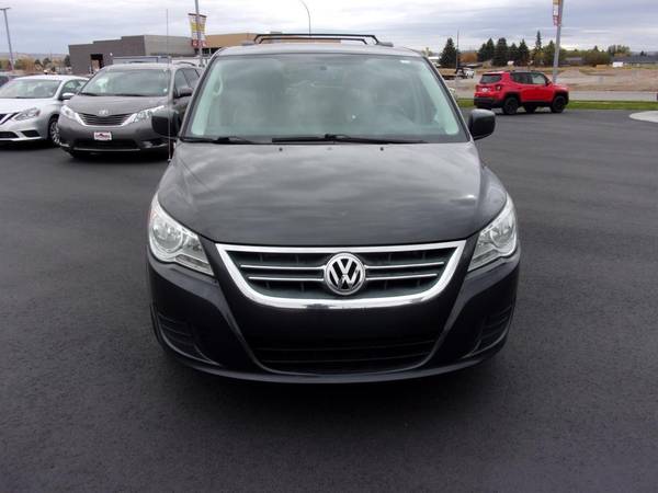 2012 Volkswagen Routan SE - cars & trucks - by dealer - vehicle... for sale in Idaho Falls, ID – photo 2