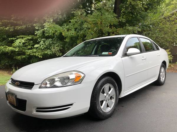 2011 Chevy Impala for sale in WEBSTER, NY – photo 3