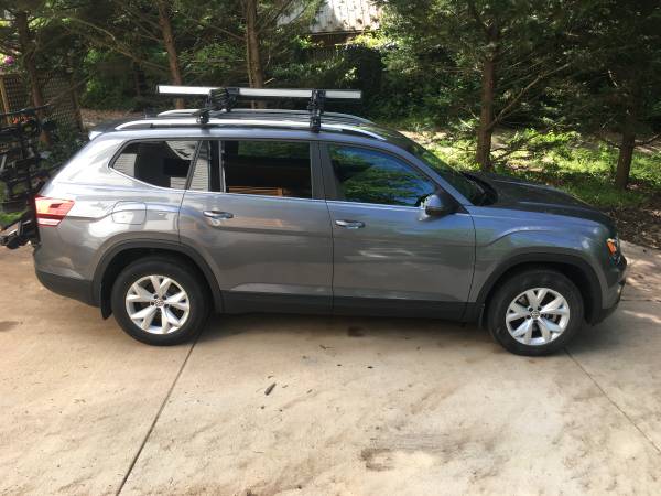 2018 VW Atlas low miles for sale in Asheville, NC – photo 3