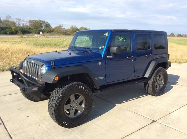 2010 Jeep Wrangler Unlimited Sport 4X4 6Speed MT 4D SUV w LOW MILES for sale in Dry Ridge, KY – photo 3