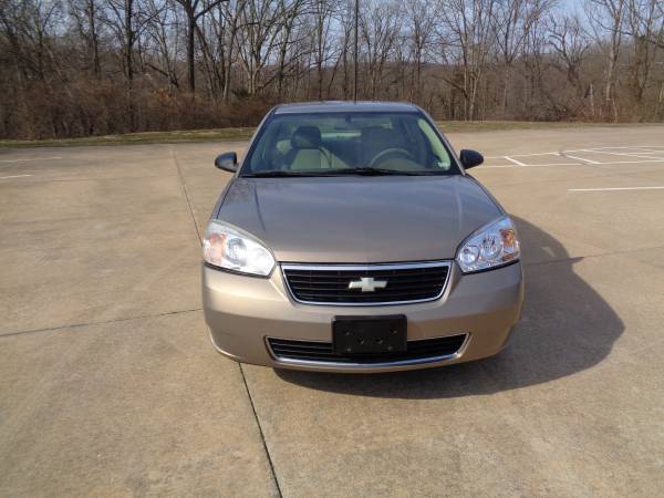 2008 CHEVROLET MALIBU - LS - VERY NICE! - - by dealer for sale in Imperial, MO – photo 3
